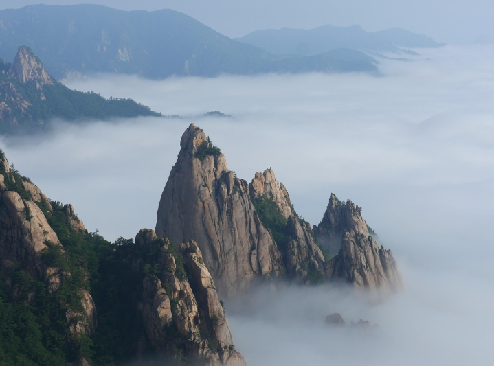 설악산 단풍 여행 가이드 (Seoraksan Fall Foliage Tour) 4 image 10